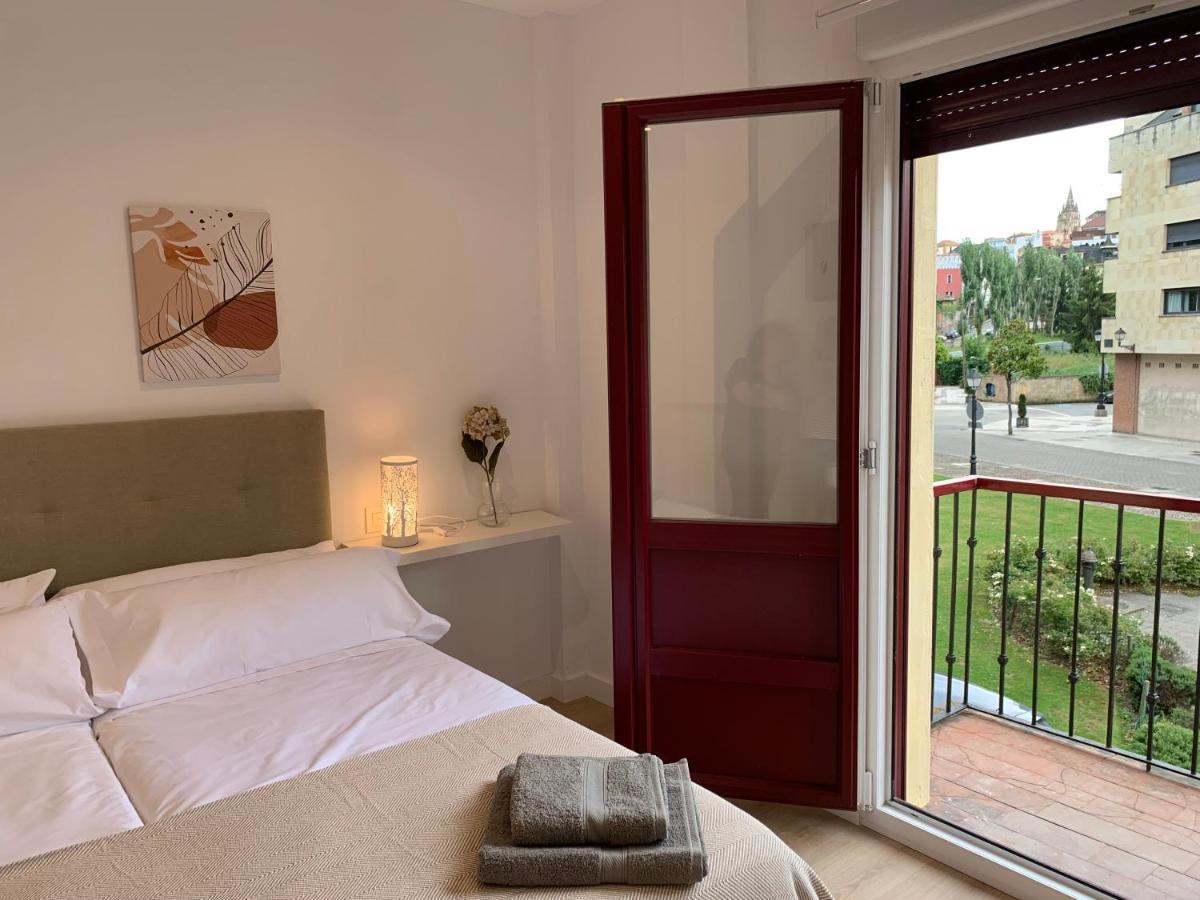 Apartamentos Santullano 1 Oviedo Exteriör bild