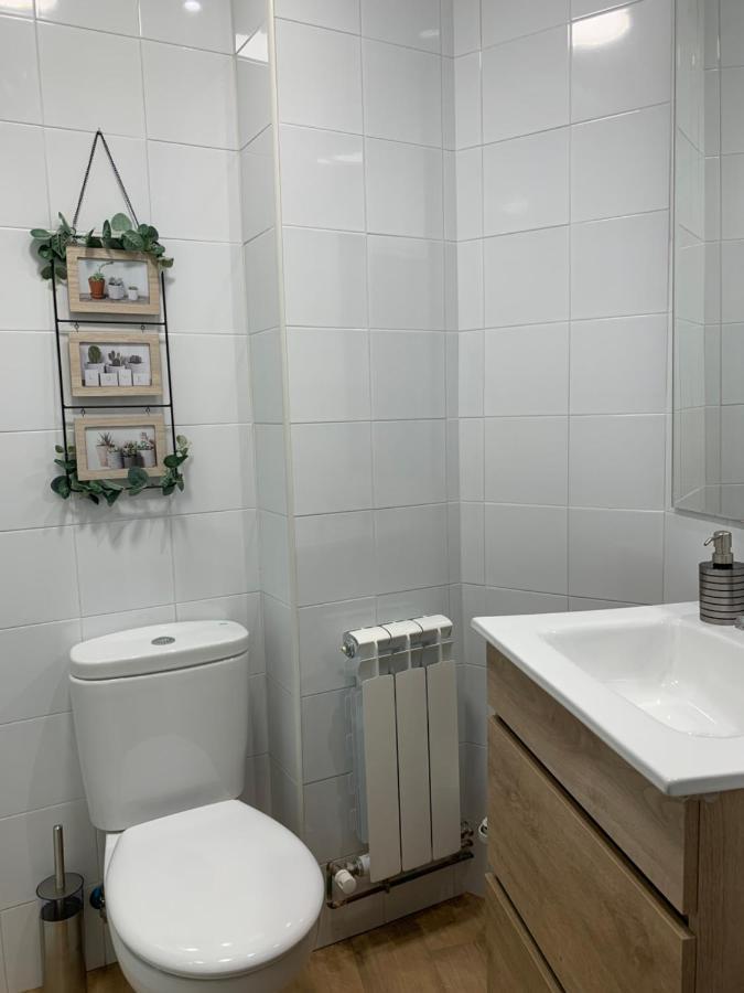 Apartamentos Santullano 1 Oviedo Exteriör bild